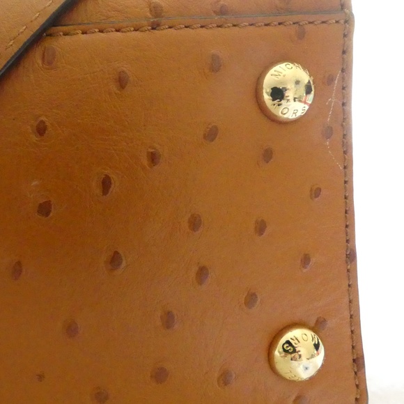 Michael Kors Ostrich Hamilton - MAKE ME AN OFFER! - Picture 3 of 8